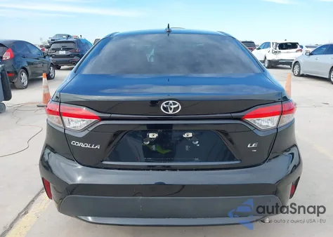 2021 Toyota Corolla Le z USA, uszkodzony, nr VIN 5YFEPMAE0MP179557